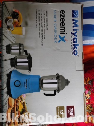 Miyako 750 watt Mixer Grinder